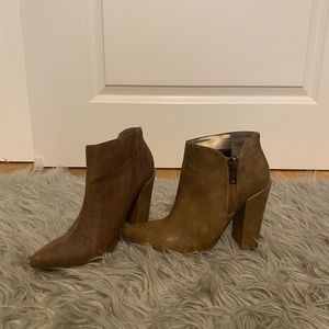 Michael Antonio tan ankle boots